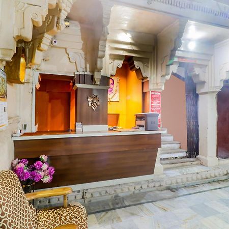 Spot On Mishra Guest House Varanasi Bagian luar foto